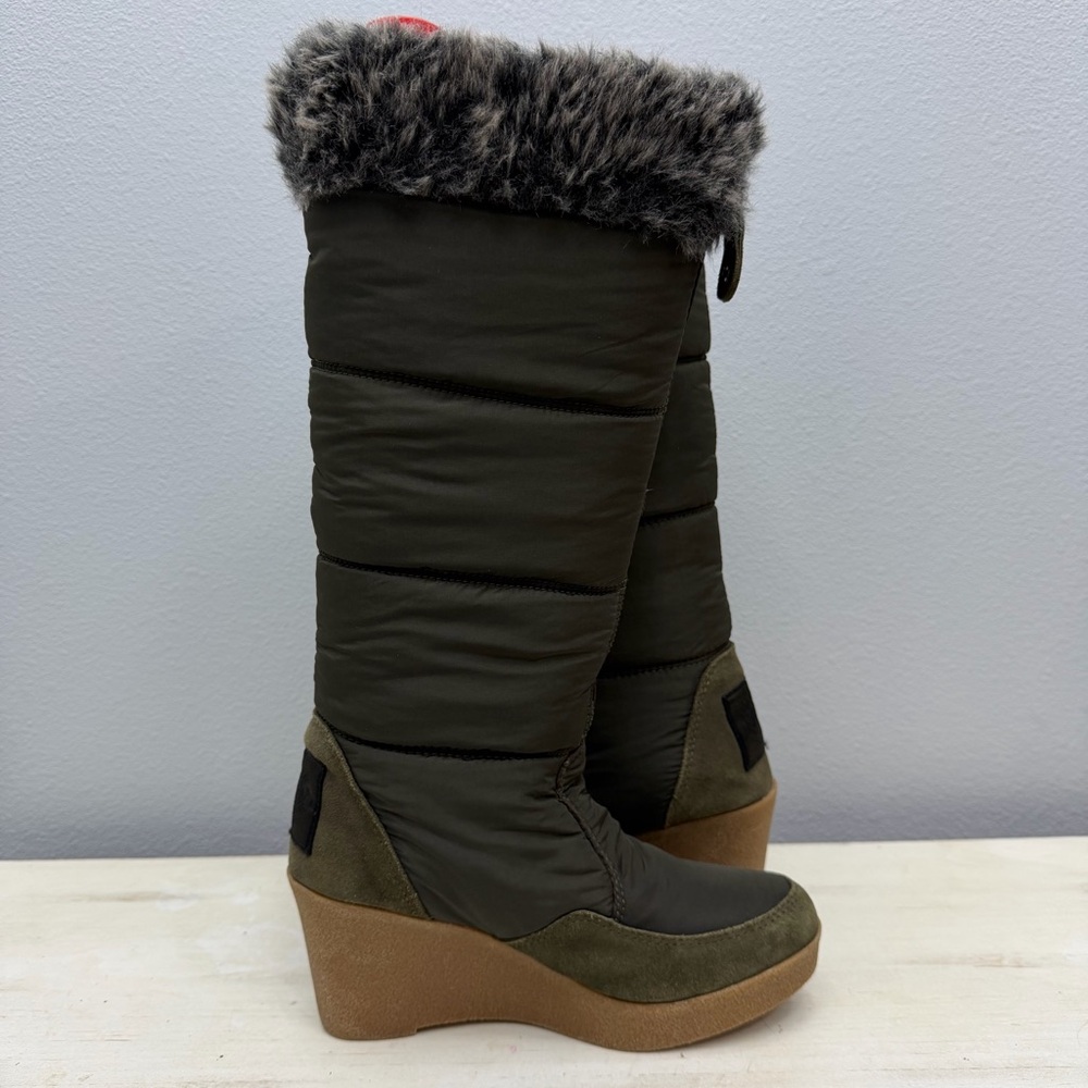 Juicy Couture Green Puffer Wedge Platform Boots Size 7 - Picture 3 of 10